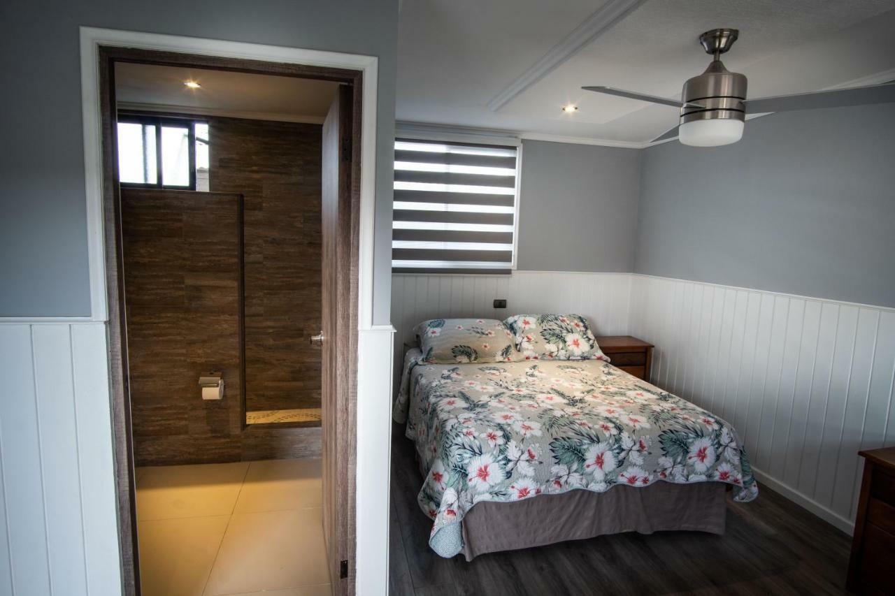 Inaki Uhi Hotel Hanga Roa Zewnętrze zdjęcie