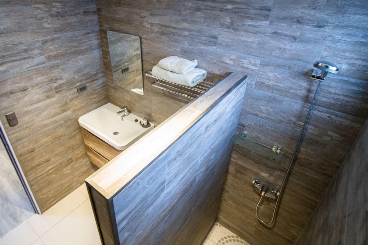 Inaki Uhi Hotel Hanga Roa Zewnętrze zdjęcie